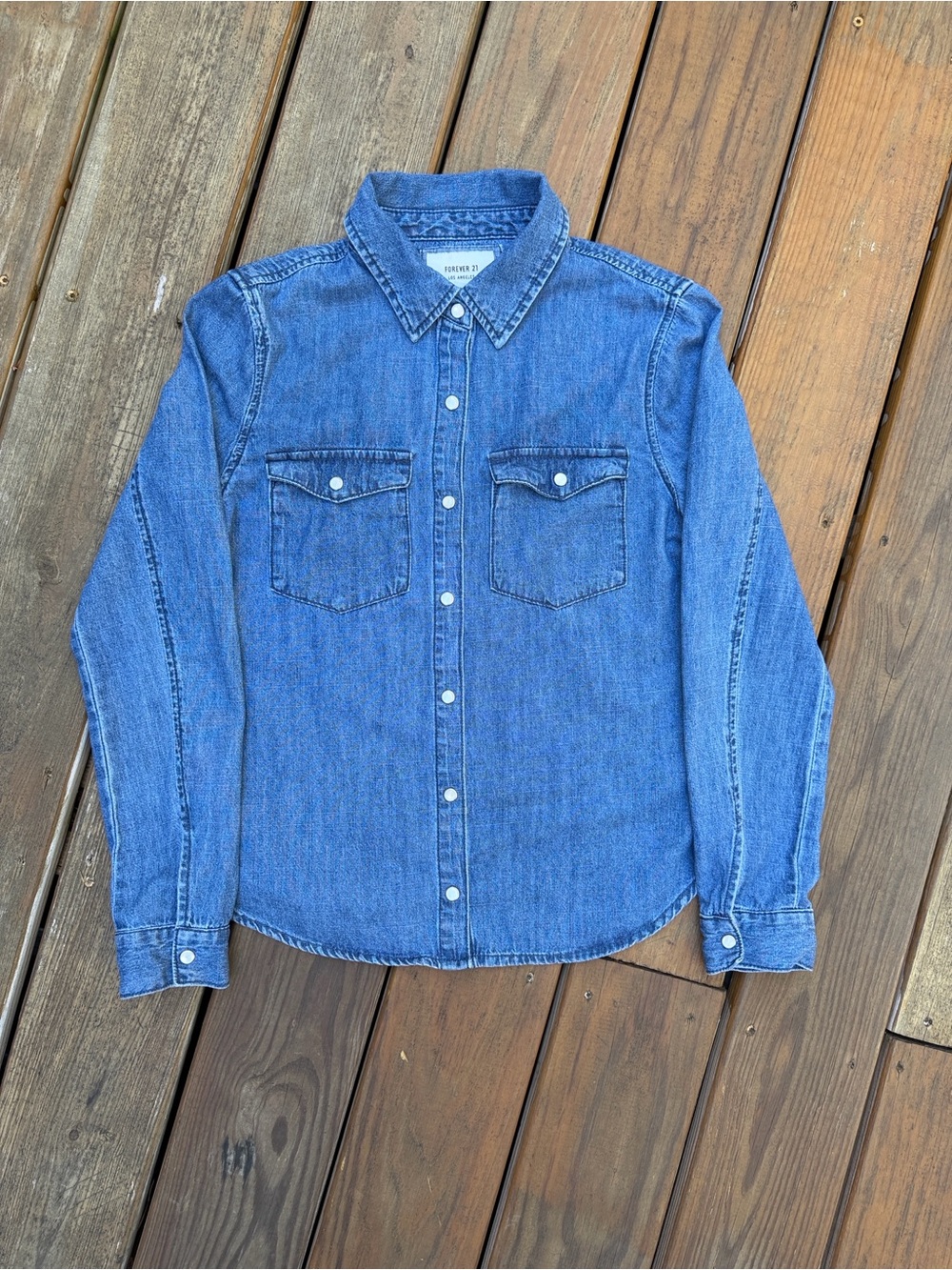 Forever 21 Blue Denim Button-Down Western Shirt Medium